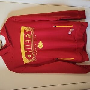 Mens Size S Heavyweight Hoodie.